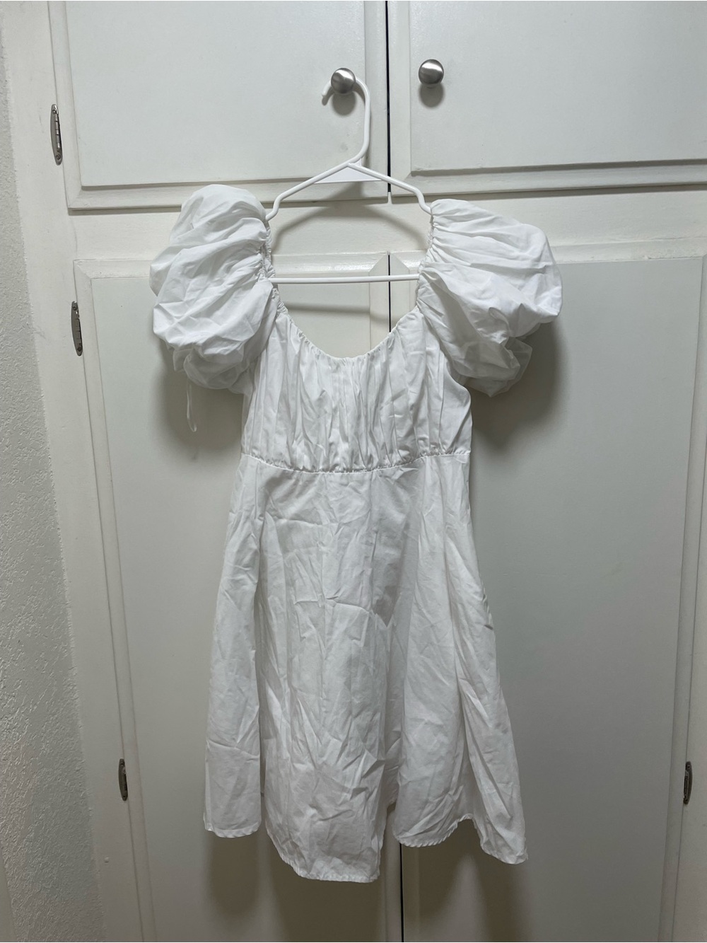 Abercrombie & Fitch White Puff-Sleeve Dress